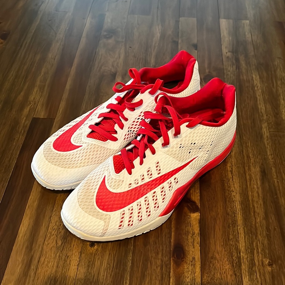 Mens Nike HyperLive Shoes